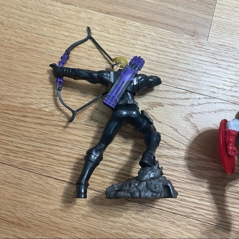 Marvel Playmation Avengers Hawkeye Captain America Power Base Bundle
